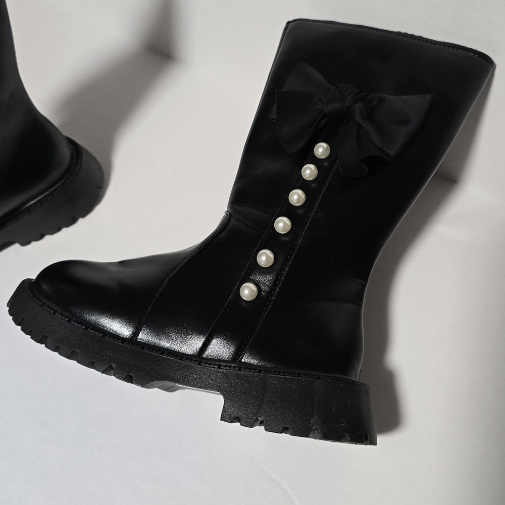 NWOT Girls' Black Boots with Bow and Pearl Detail, Size 32 (US 13) - Picture 9 of 11